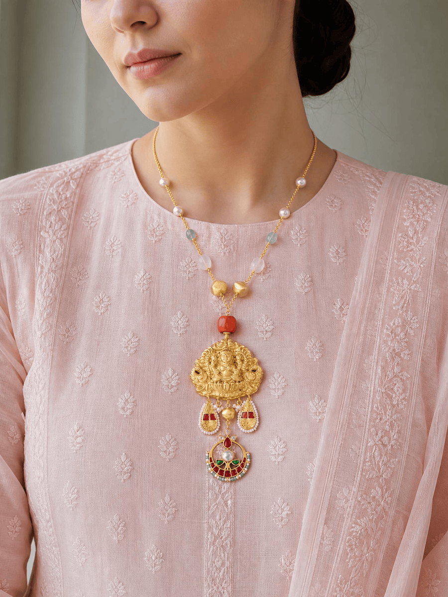Raveliya Necklace