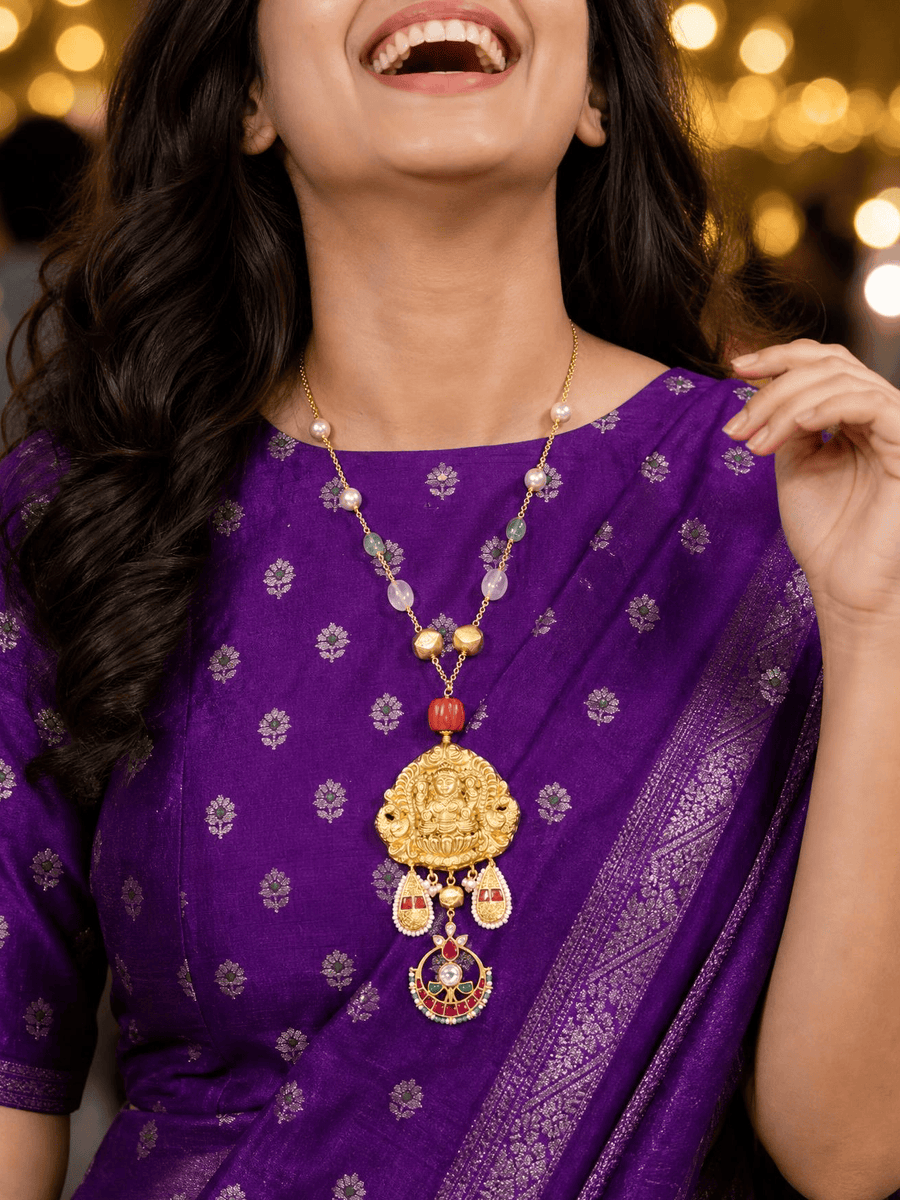 Raveliya Necklace