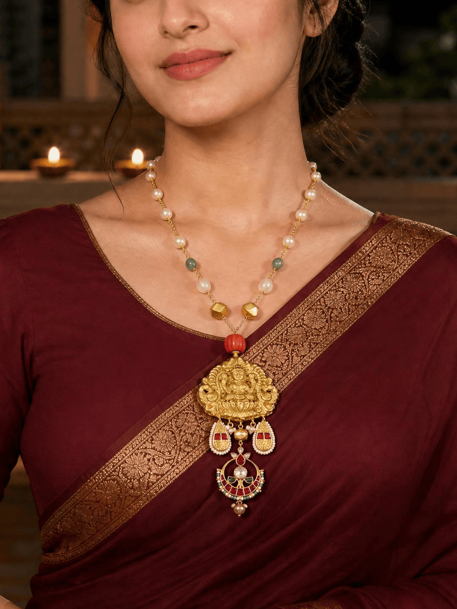 Raveliya Necklace