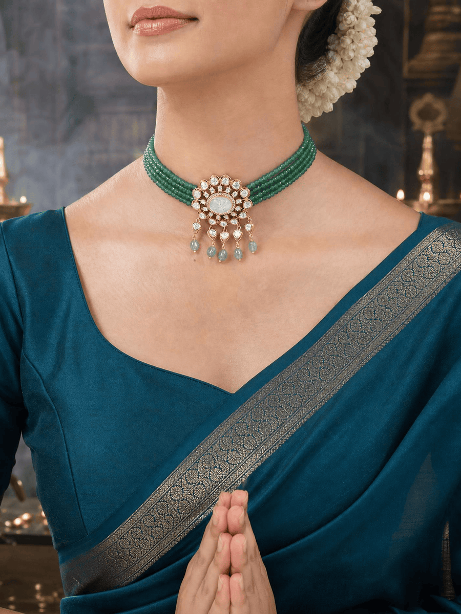 Tiyra Necklace Set