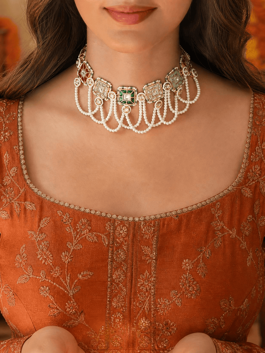 Laina Necklace Set