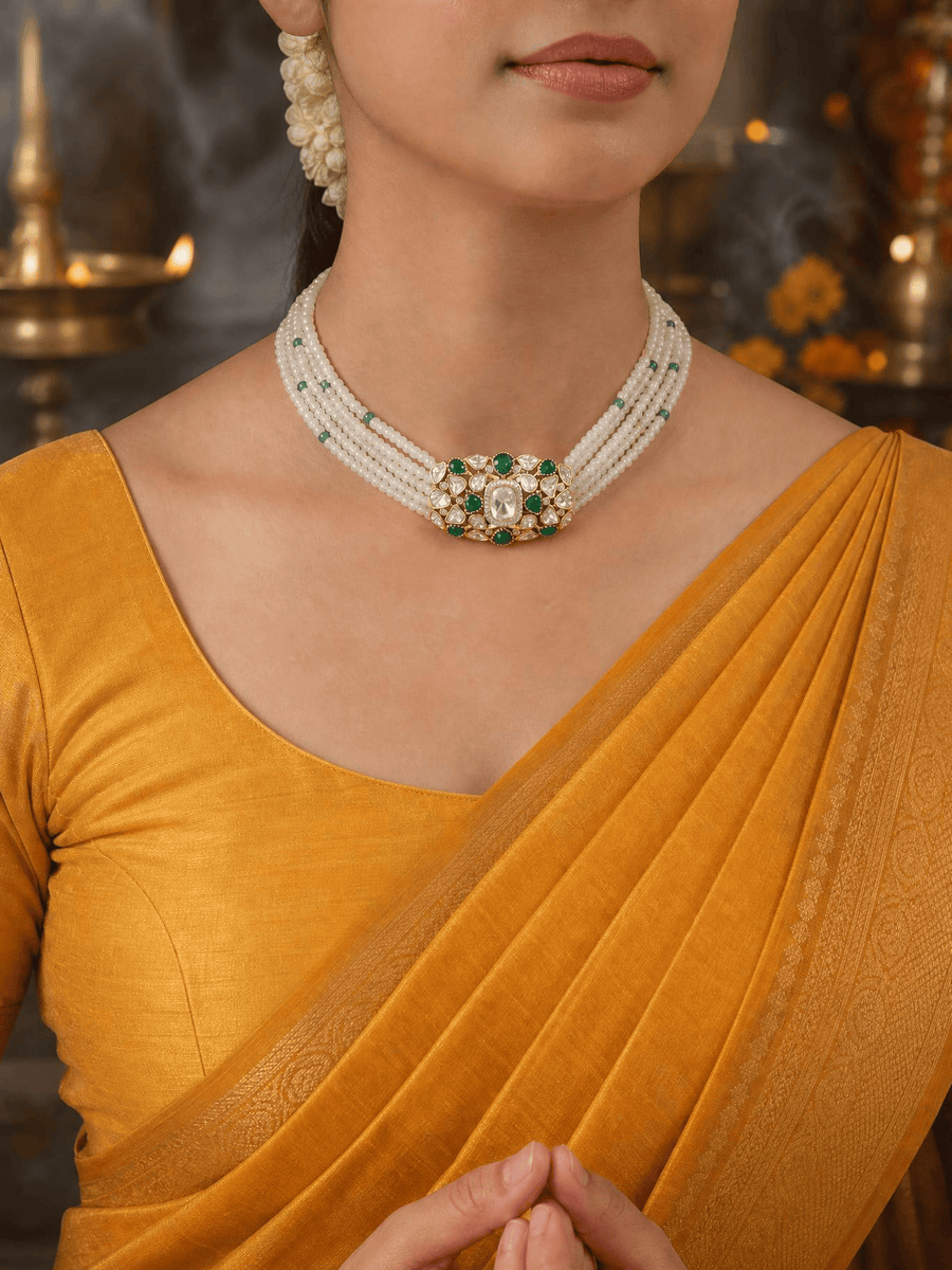 Vaina Necklace Set