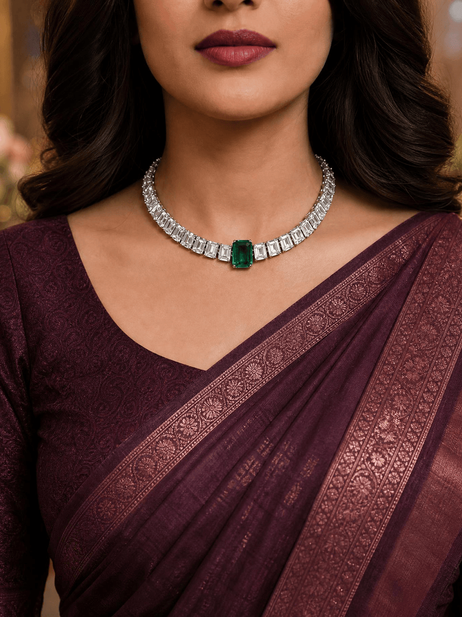 Vireya Necklace Set