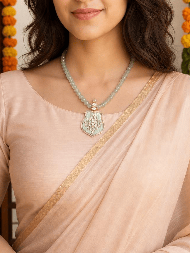 Green Bead Pendant Necklace Set