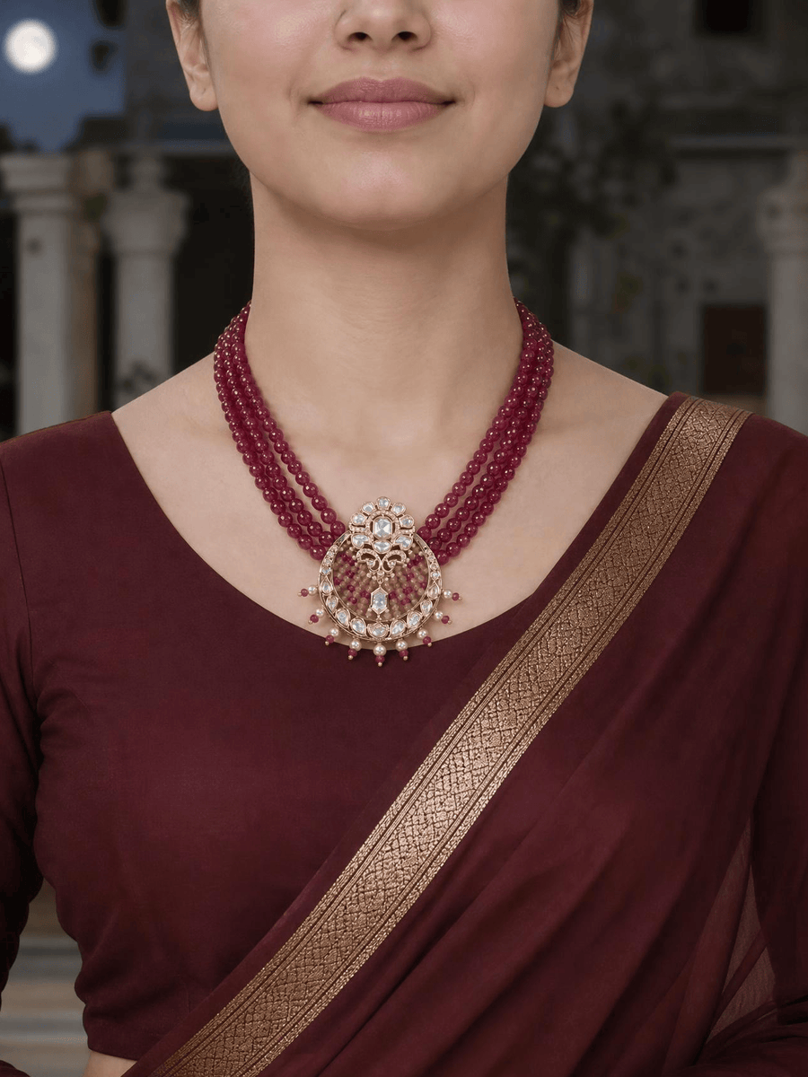 Zaavi Necklace Set