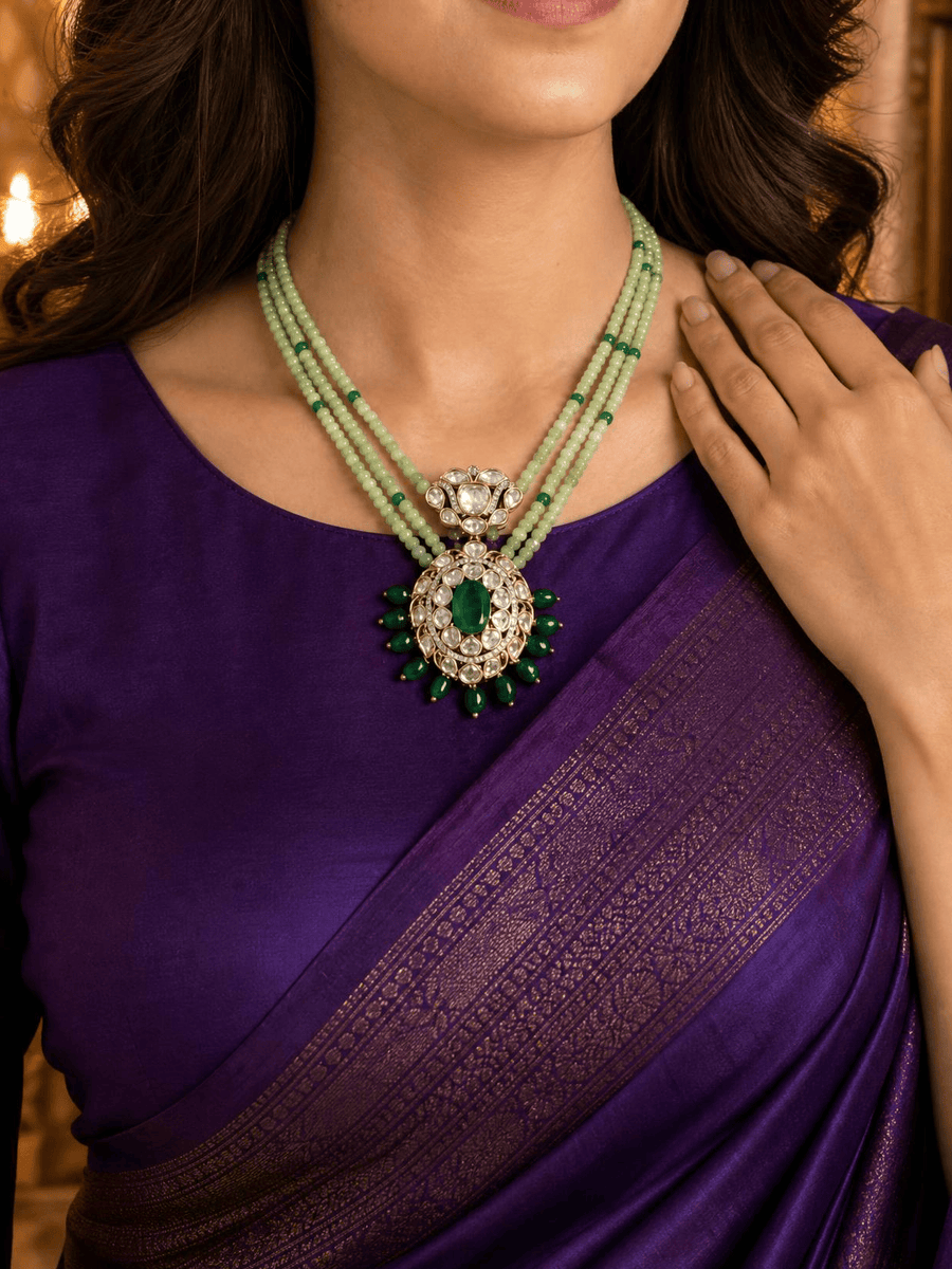 Ojasvi Necklace Set
