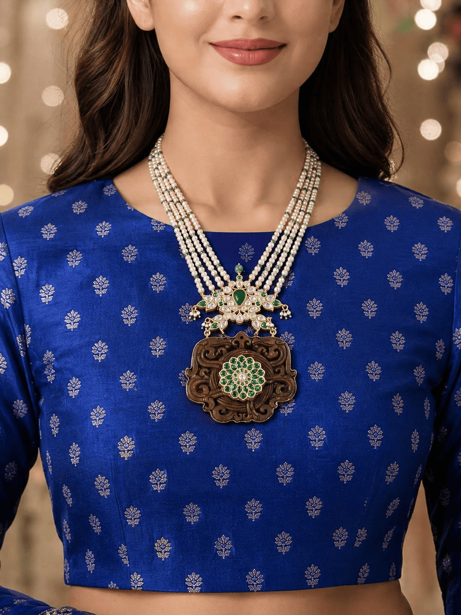 Neika Necklace Set