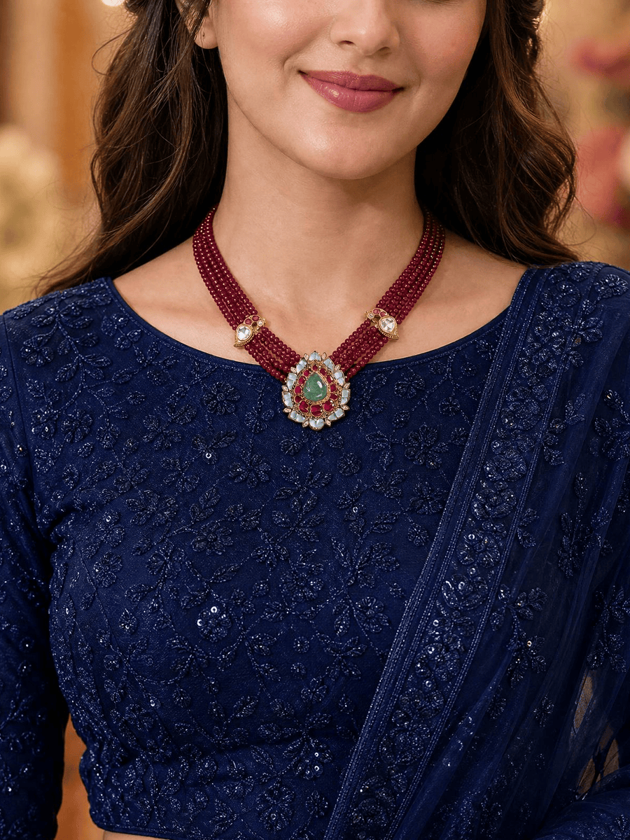 Ilaara Necklace Set