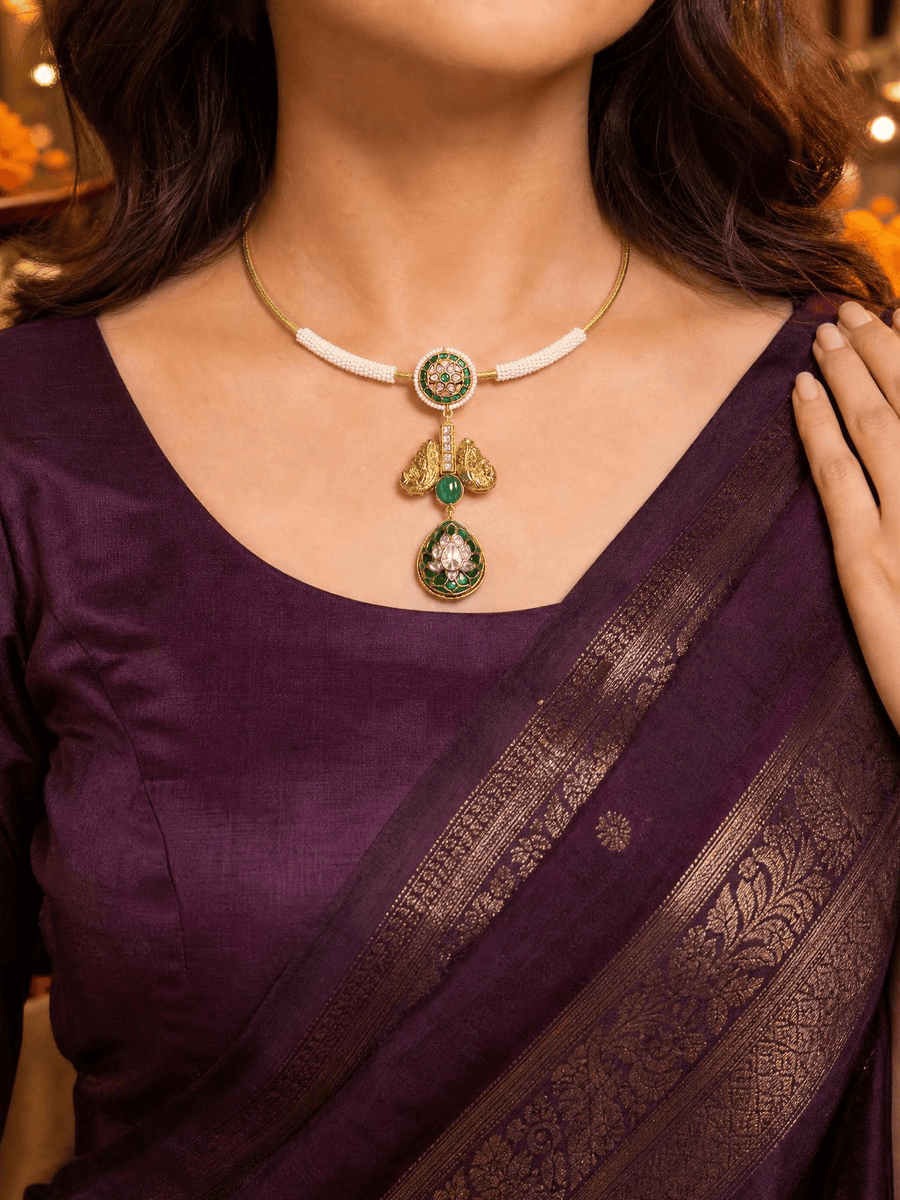 Ipshita Necklace Set