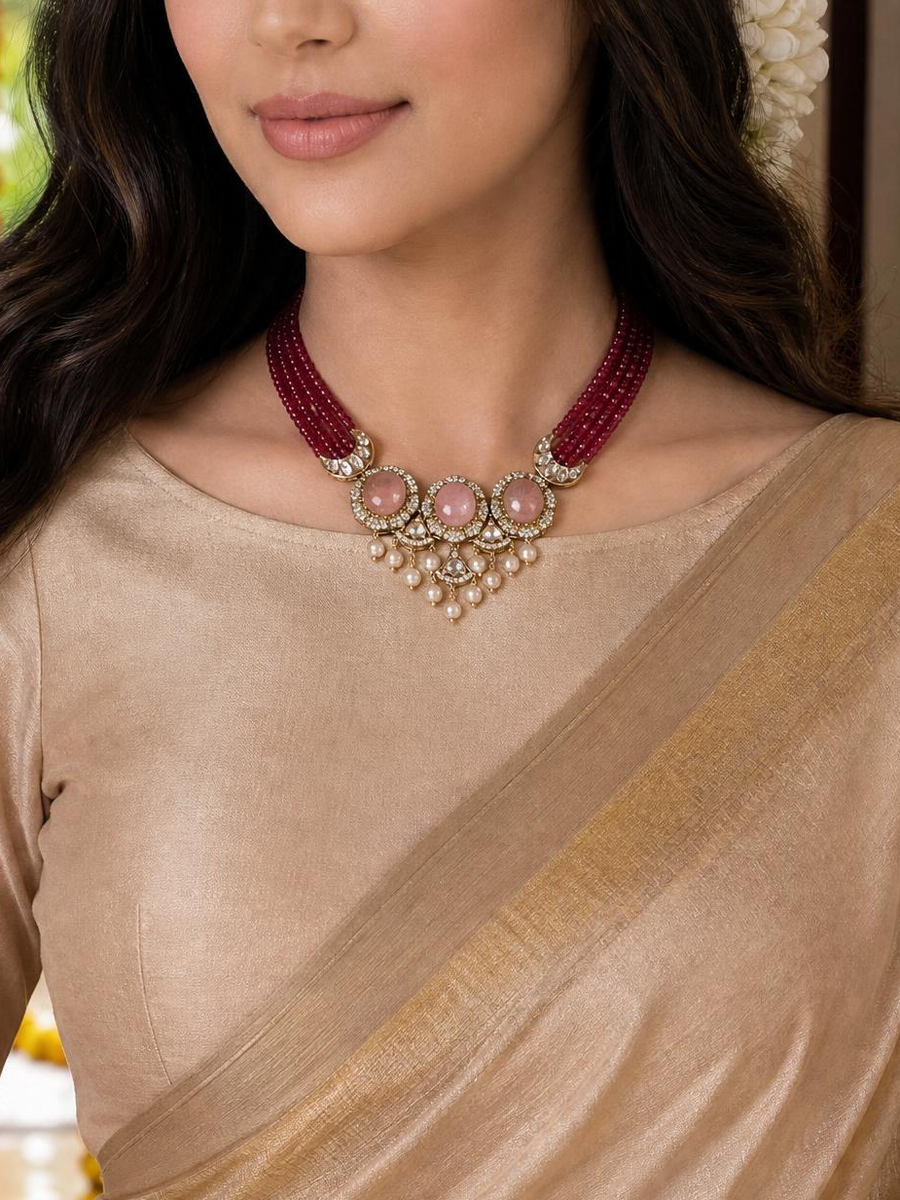 Iraaya Necklace Set