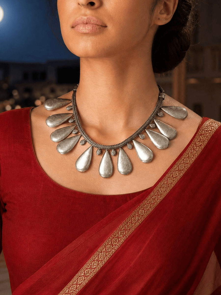 Bold Teardrop Statement Necklace