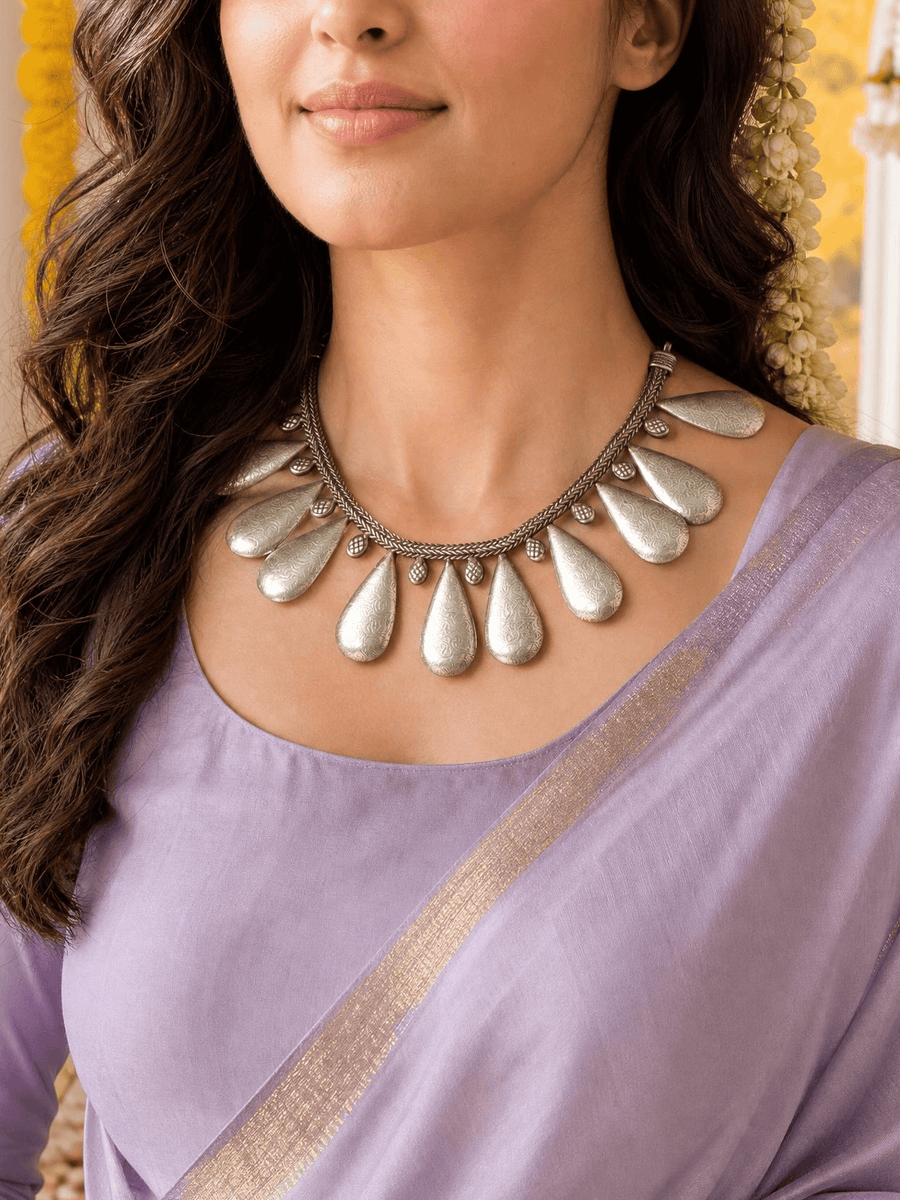 Bold Teardrop Statement Necklace