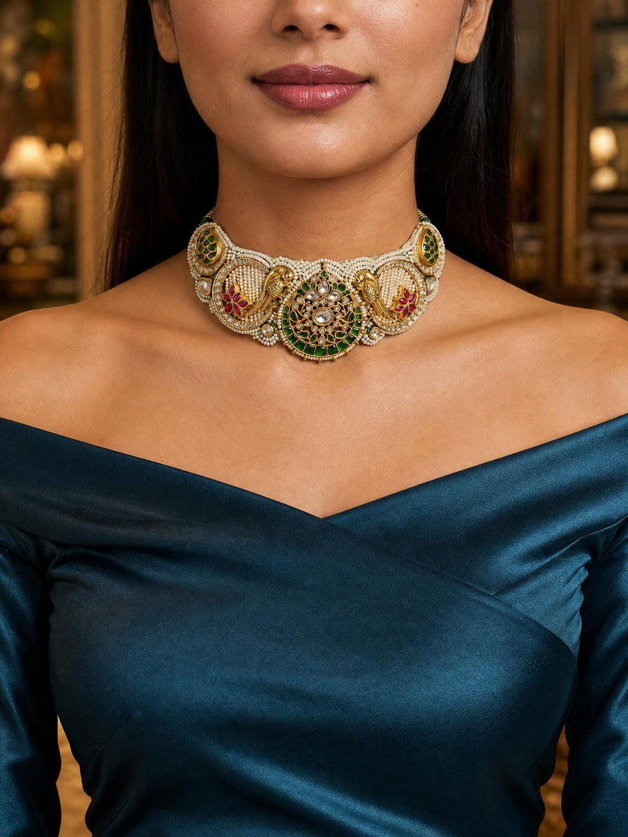Neylira Necklace Set