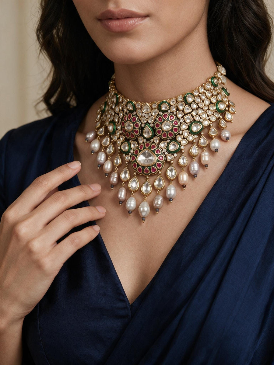 Aurevia Necklace Set
