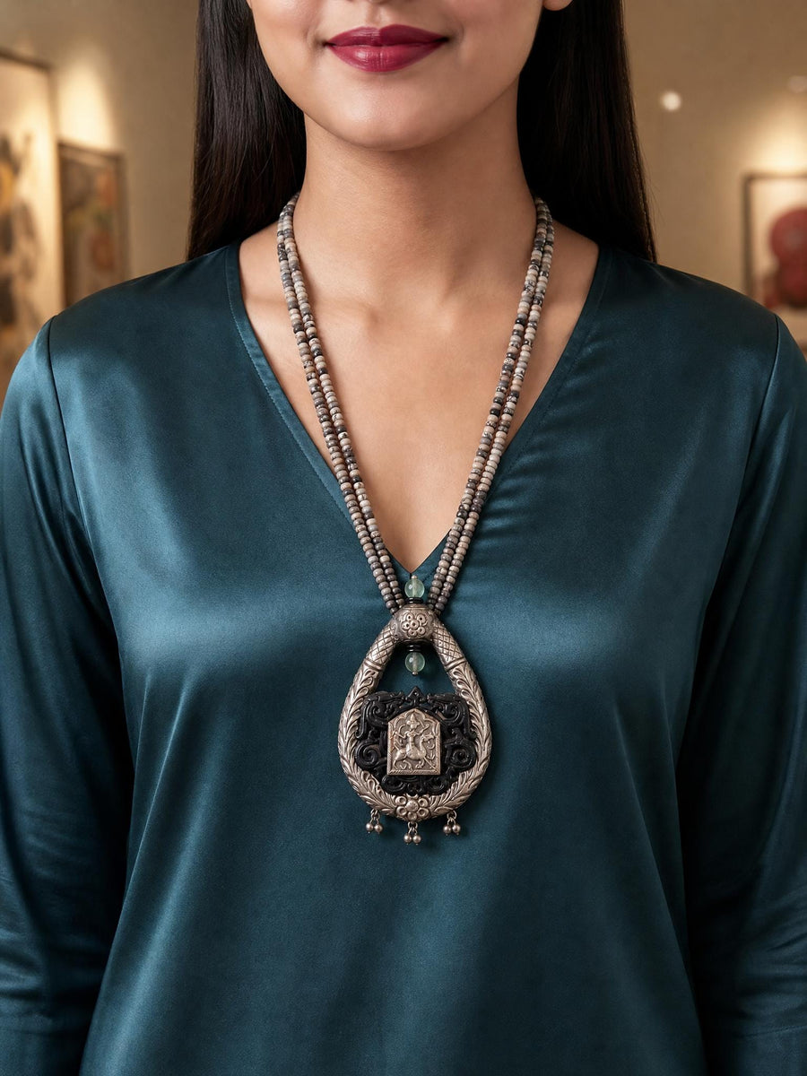 Tavelya Oxidised Necklace