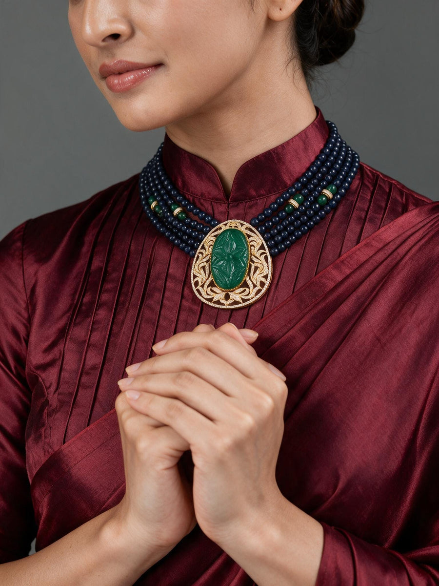 Vaara Necklace Set
