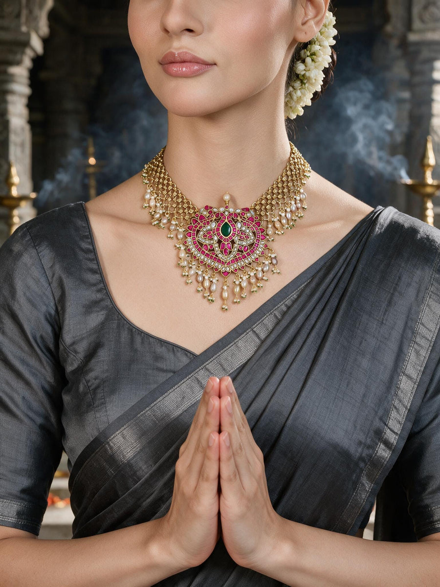 Majestic Heartfall Necklace Set