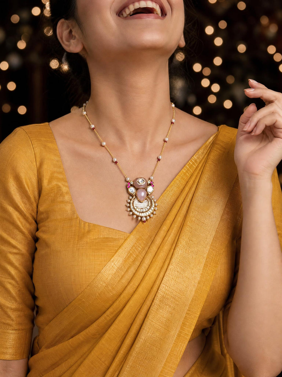 Ishani Necklace Set