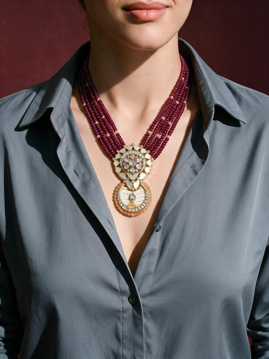 Mesmeric Red Necklace With Earrings