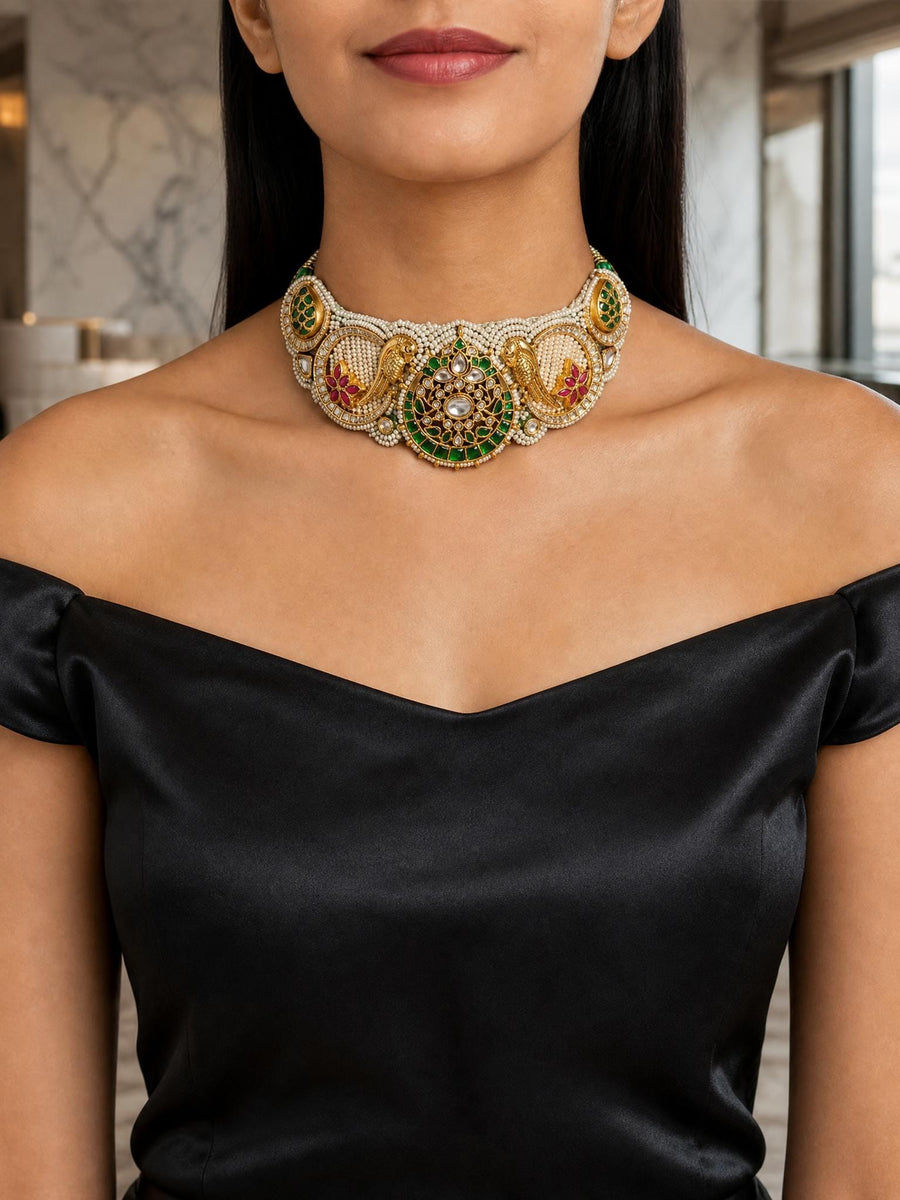 Neylira Necklace Set