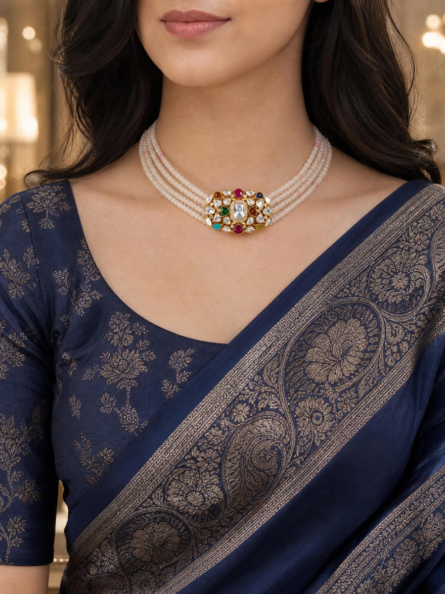 Reavi Necklace Set
