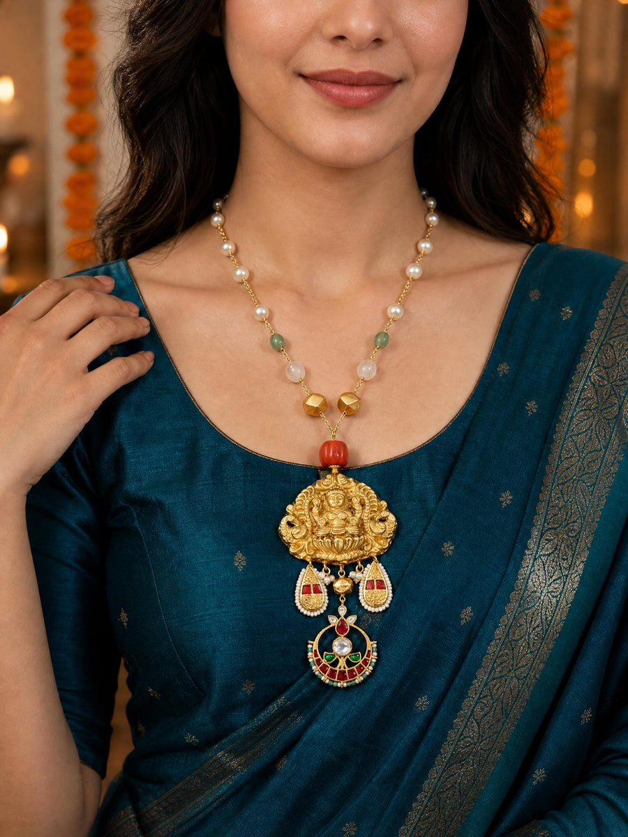 Raveliya Necklace