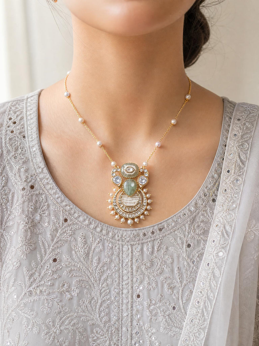 Anvika Necklace Set