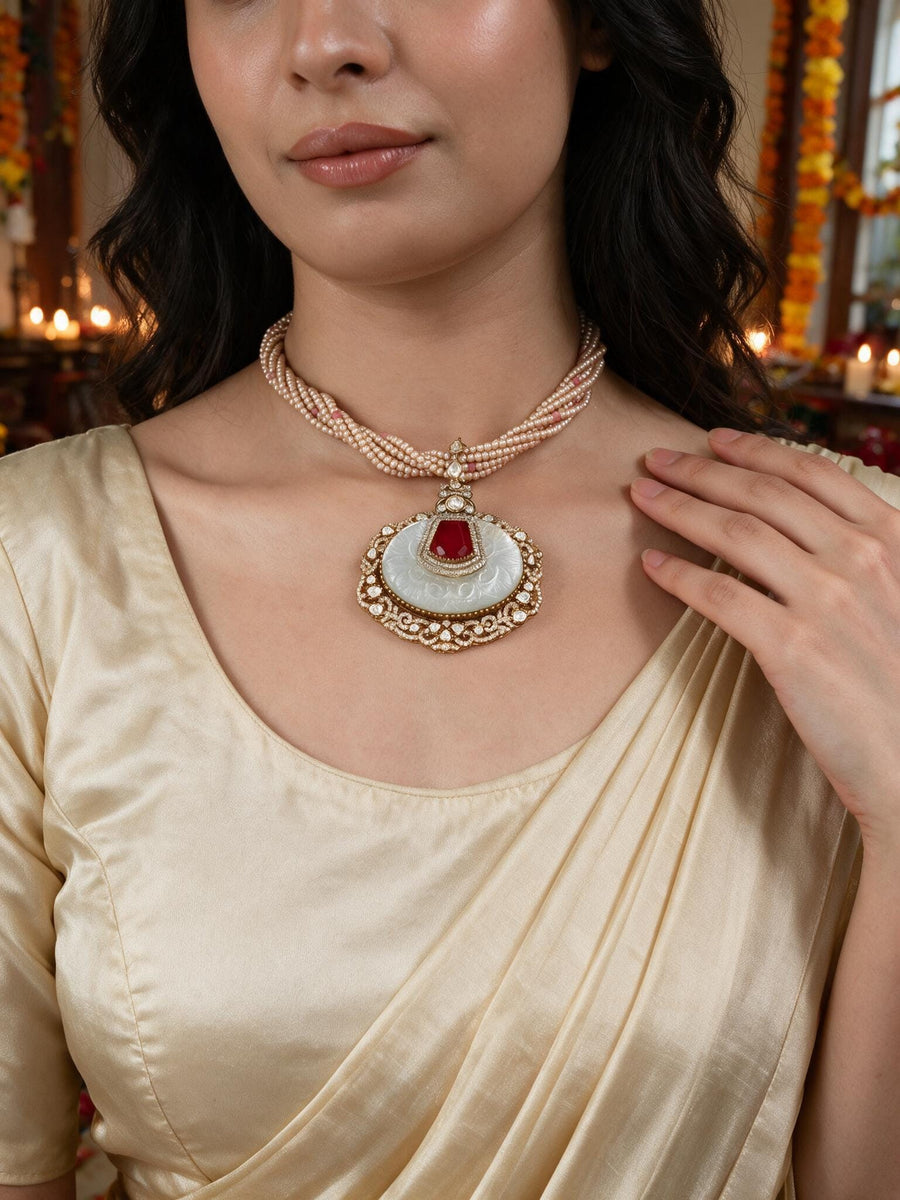 Naro Necklace