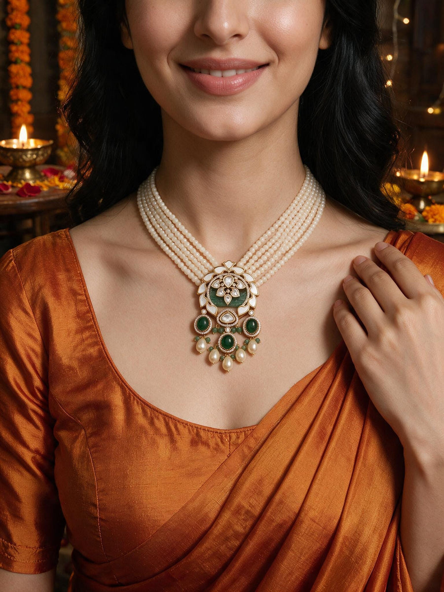 Glorious Necklace With Earrings