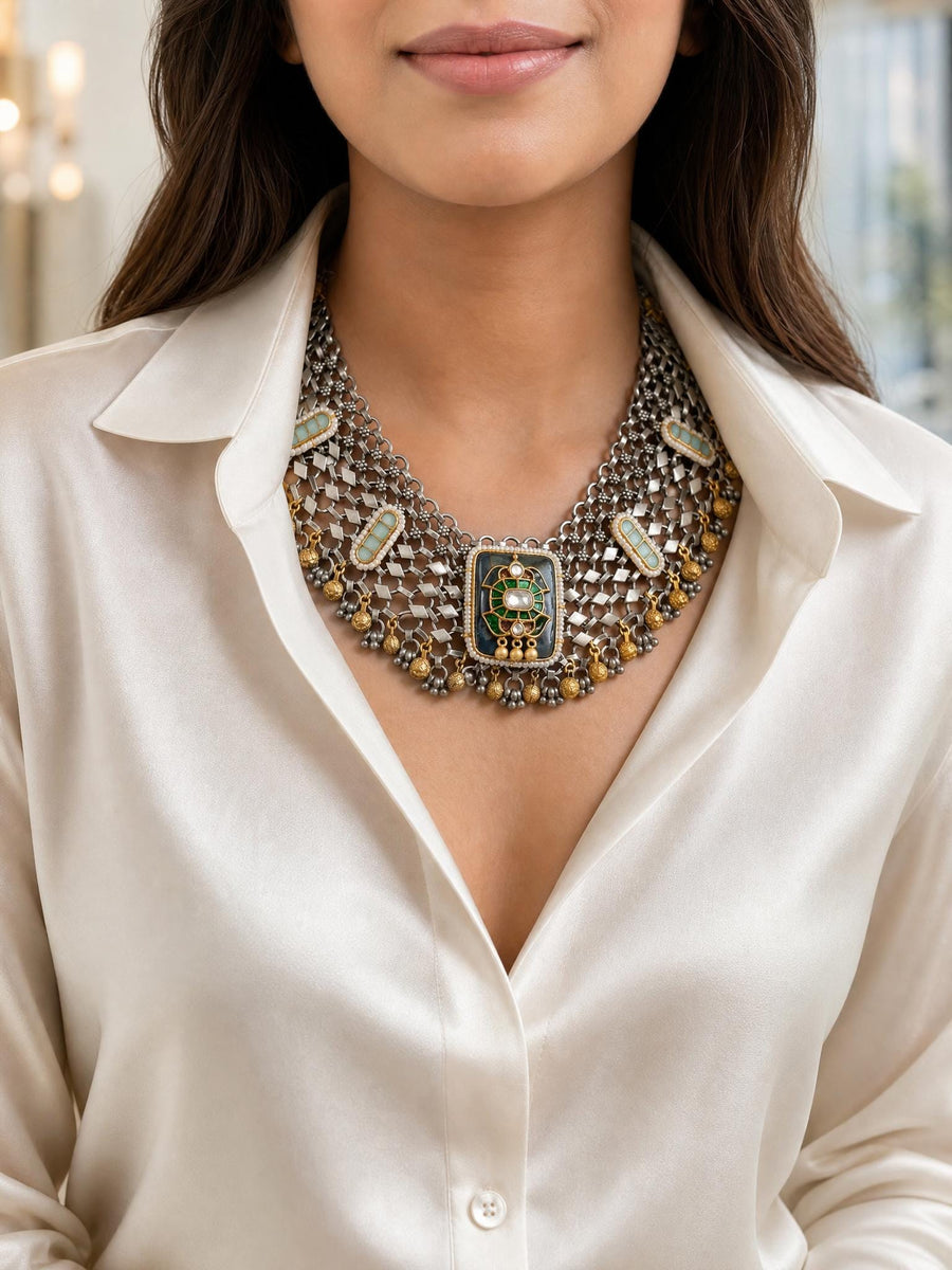 Arelvia Oxidised Necklace