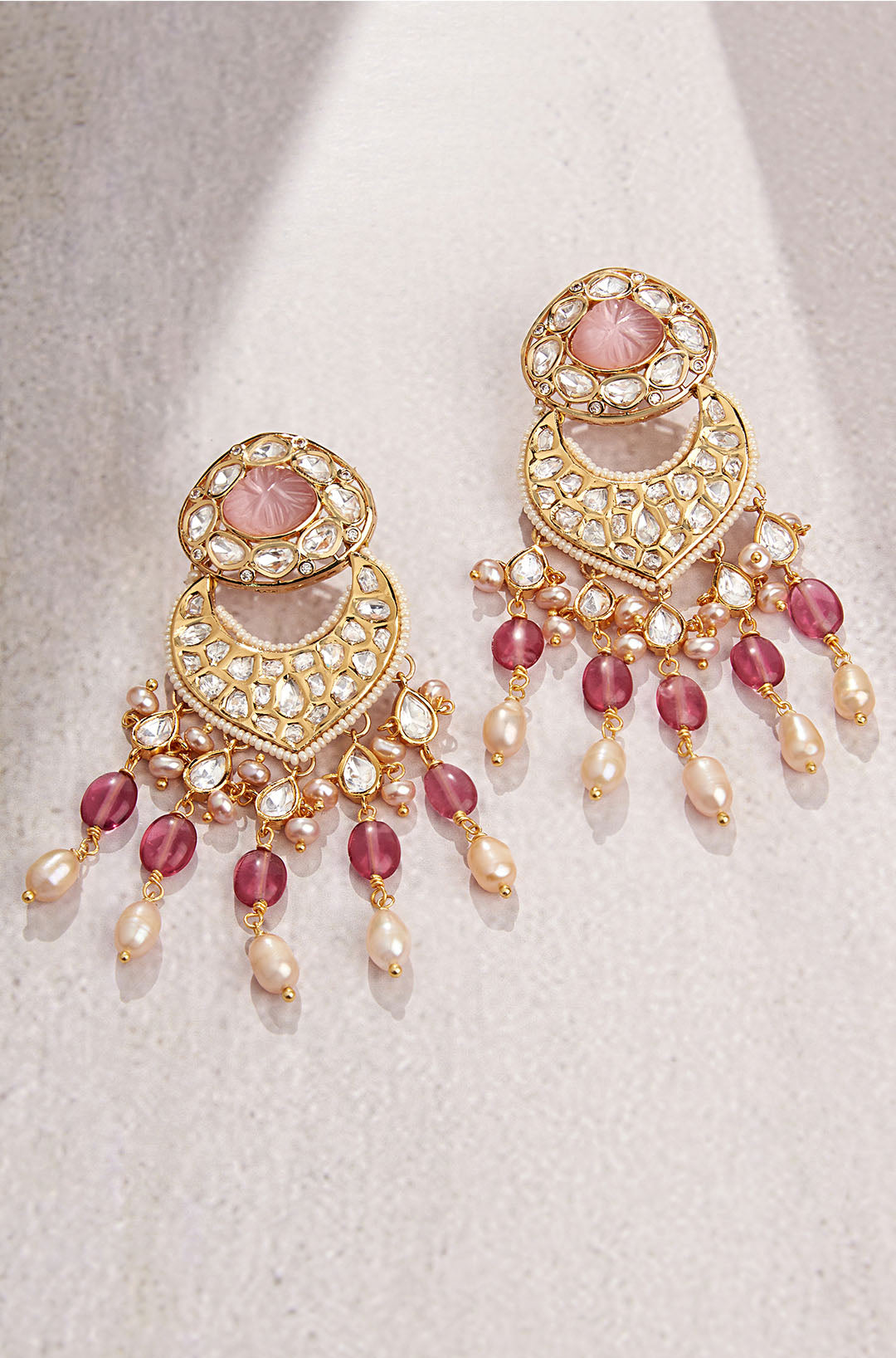 Load image into Gallery viewer, Alluring Pink Kundan Polki Earrings
